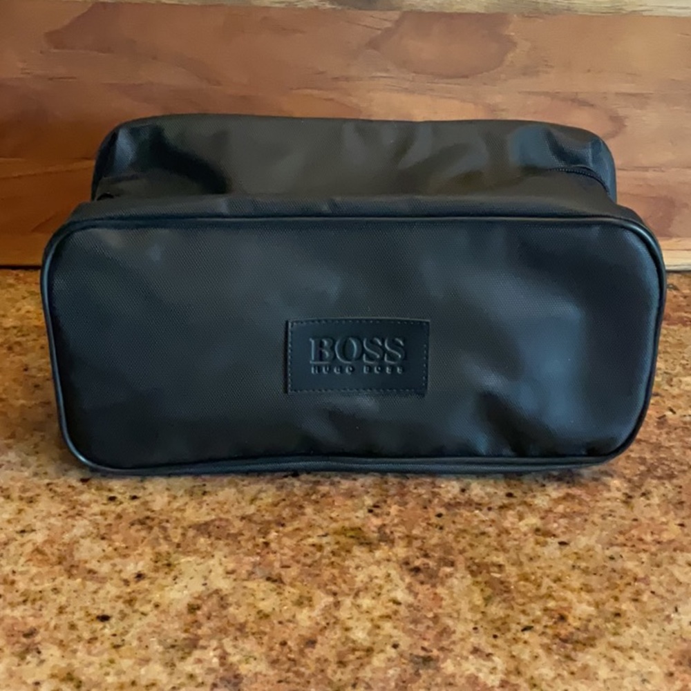 Hugo Boss toiletry bag
